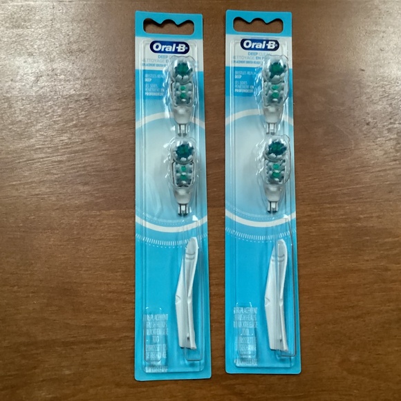 Oral-B Deep Clean Replacement Brush Heads Bundle New - Picture 2 of 9